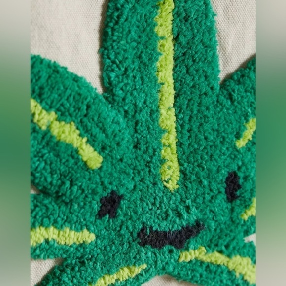 Urban Outfitters Mini Tufted Flag Textured Mary Jane 100% Cotton Tapestry NWT - Picture 3 of 15